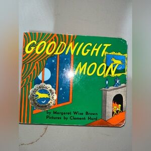 GOODNIGHT MOON